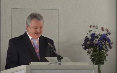 Pastor Jakob Tscharntke vyjádřuje svůj názor