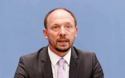 NĚMECKO – 37 poslanců pro: Nyní přichází návrh na zákaz AfD